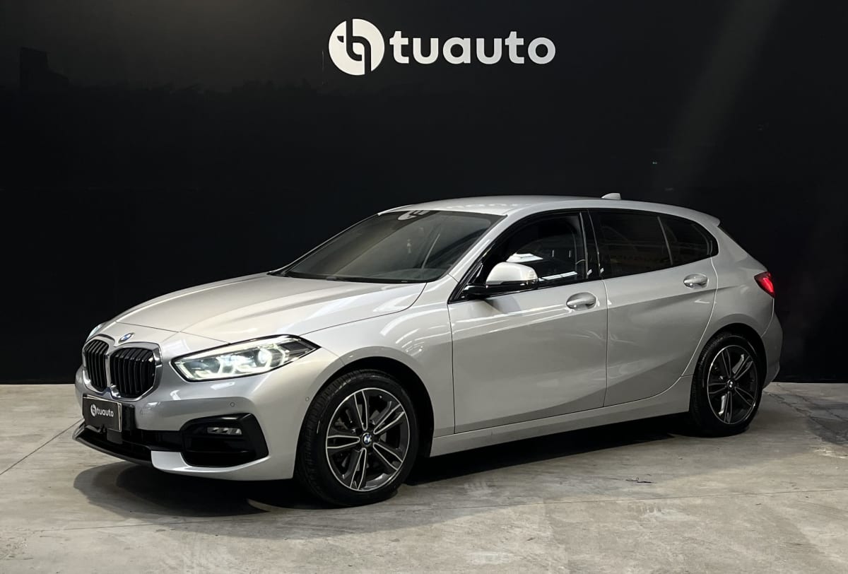 2022 BMW 118i HATCHBACK 1.5 AUT Plata - Miniatura 8