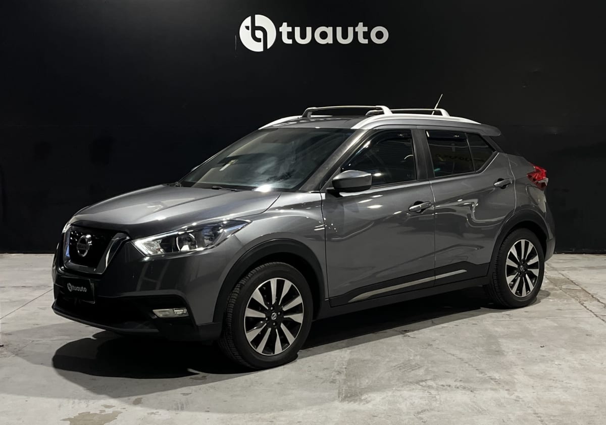 2020 Nissan Kicks ADVANCE 1.6 MT Gris - Miniatura 7