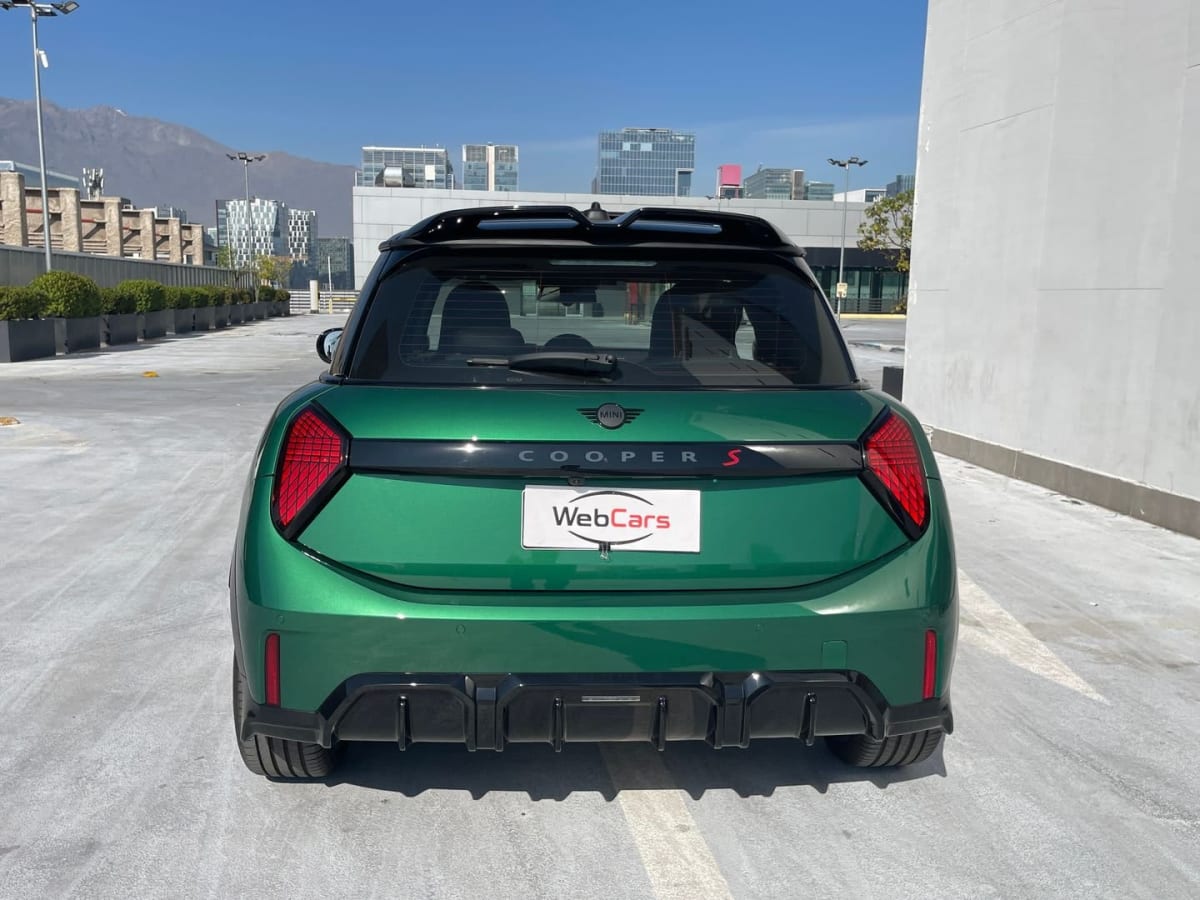MINI Cooper S Cooper S2.0T Aut. Look John Cooper Works Verde — foto 15 de 34