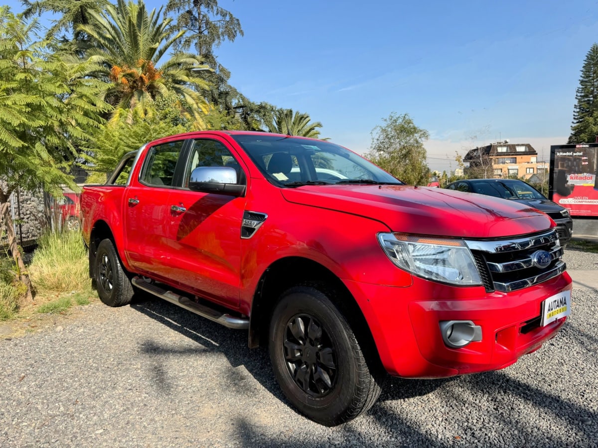 2015 Ford Ranger Xlt DIESEL Rojo - Miniatura 3