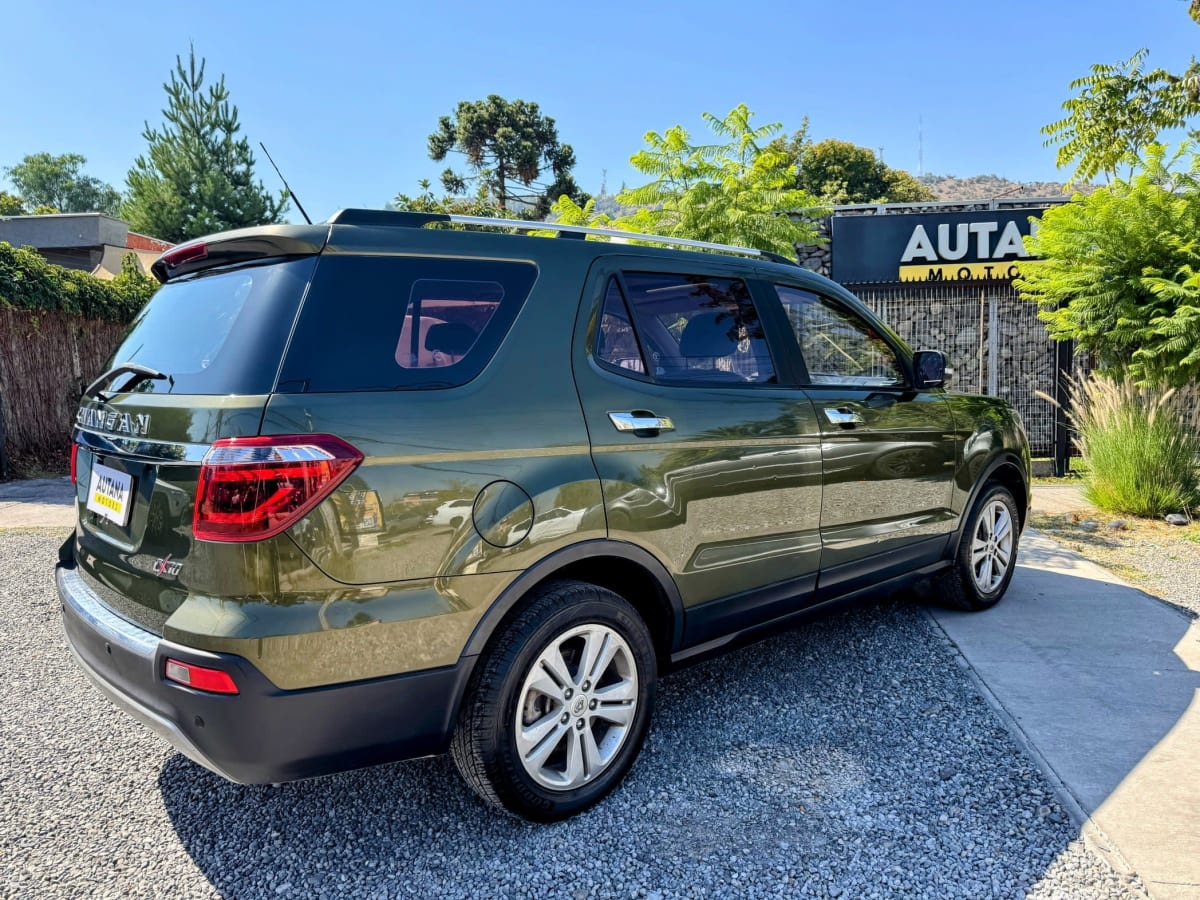 2019 Changan Cx70 Luxury Verde - Miniatura 2
