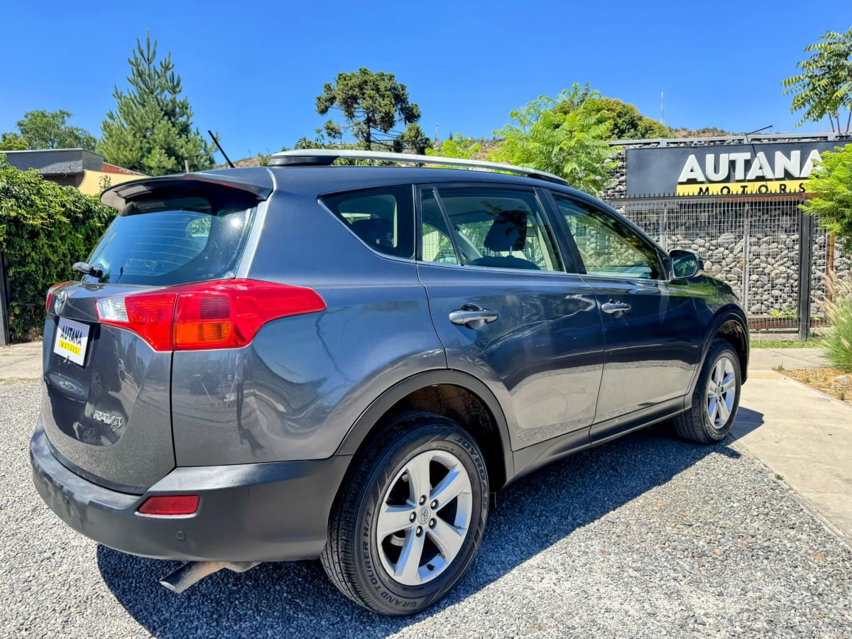 2014 Toyota Rav4 Automatica - Miniatura 4