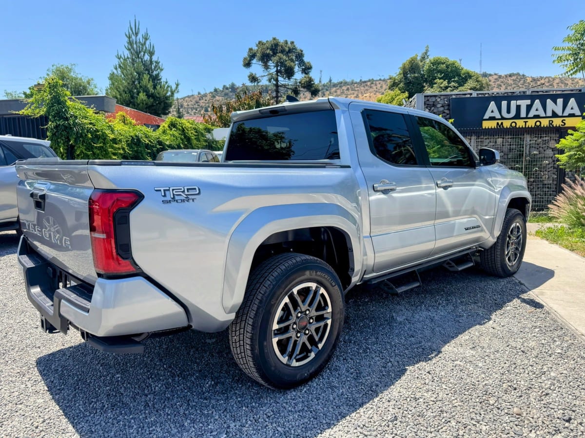 2025 Toyota Tacoma Trd SPORT - Miniatura 5