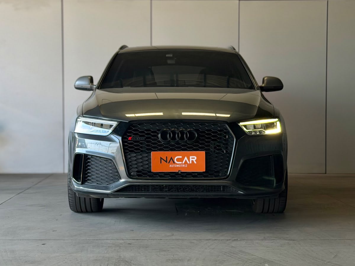 2019 Audi RSQ3 GRIS - Miniatura 2