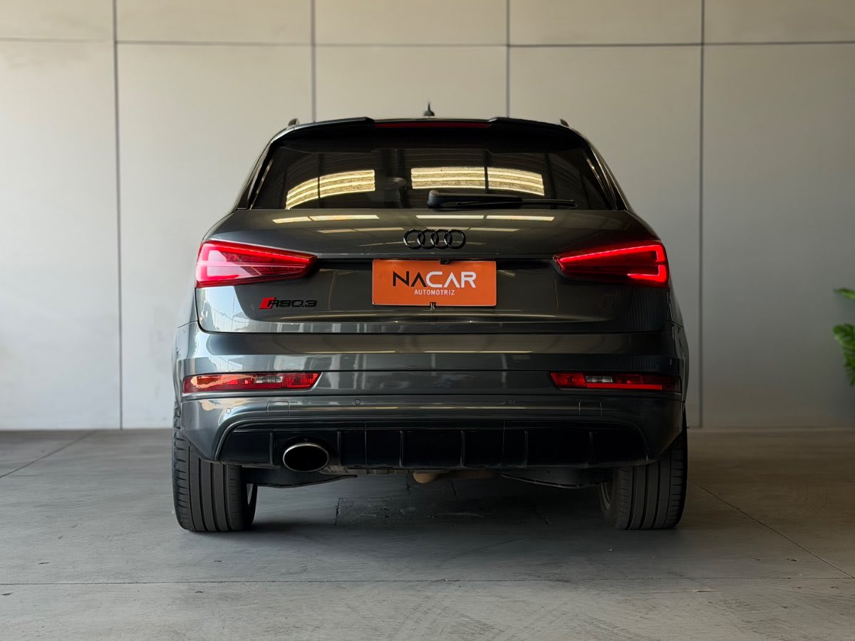 2019 Audi RSQ3 GRIS - Miniatura 5
