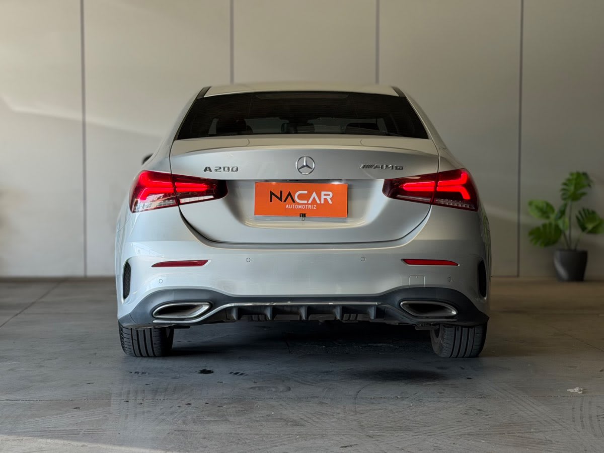 2022 Mercedes-Benz A200 sedan 1.3 A200 GRIS - Miniatura 5