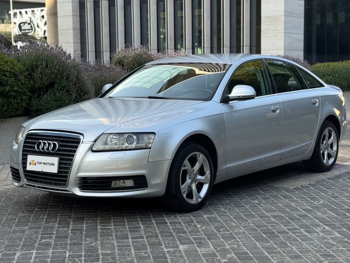 2010 Audi A6 Gris - Imagen 1