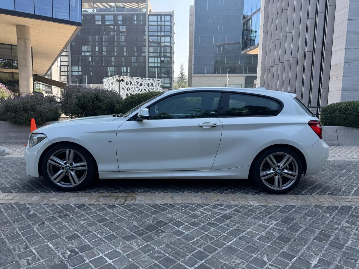 2015 BMW 116 Blanco - Miniatura 7