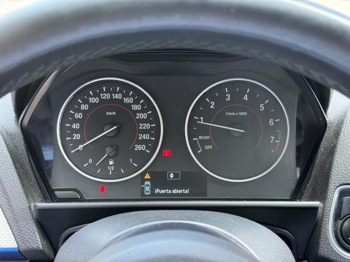 2015 BMW 116 Blanco - Miniatura 10