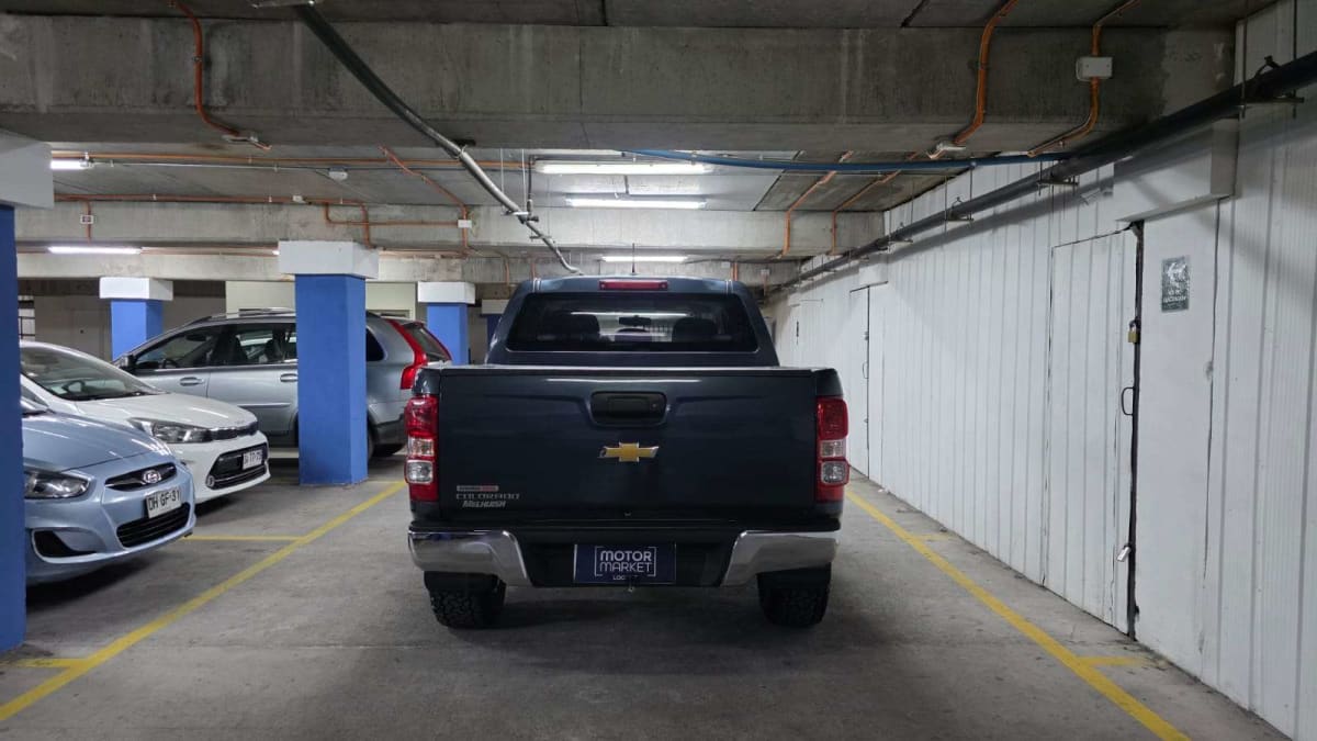 2022 Chevrolet COLORADO DCAB 2.8 LS MT 2WD  COLORADO GRIS - Miniatura 9