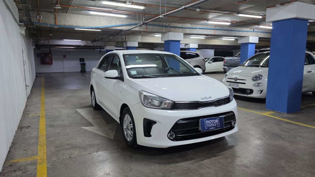 2023 Kia SOLUTO 1.4 LX MT AC SOLUTO Blanco - Miniatura 4