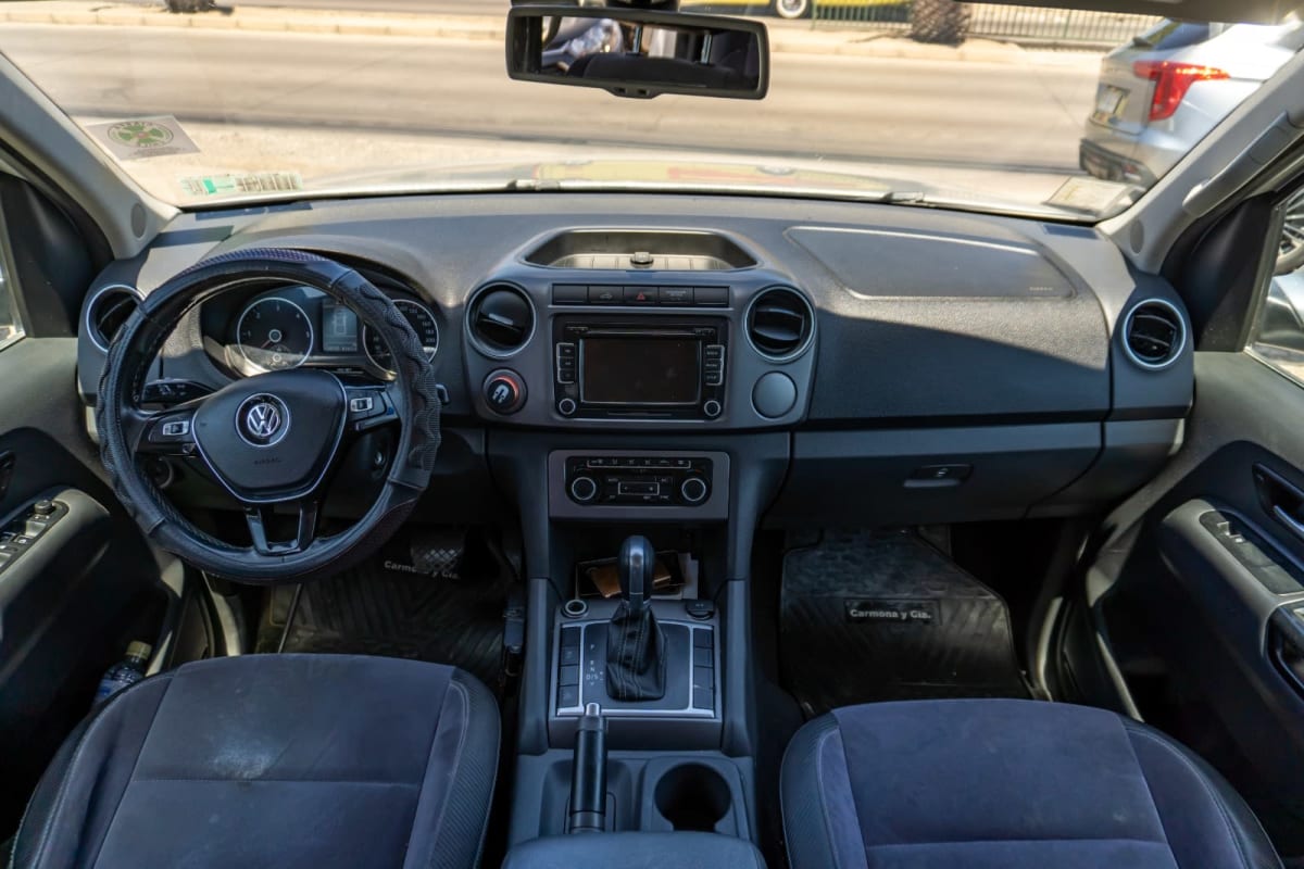 2016 Volkswagen Amarok Highline Gris - Miniatura 5