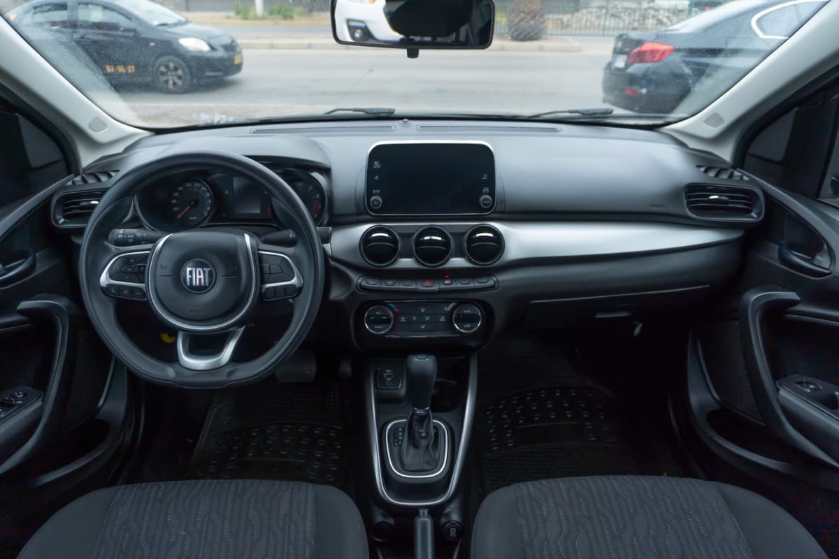 2023 Fiat Cronos Drive At Gris Oscuro - Miniatura 6