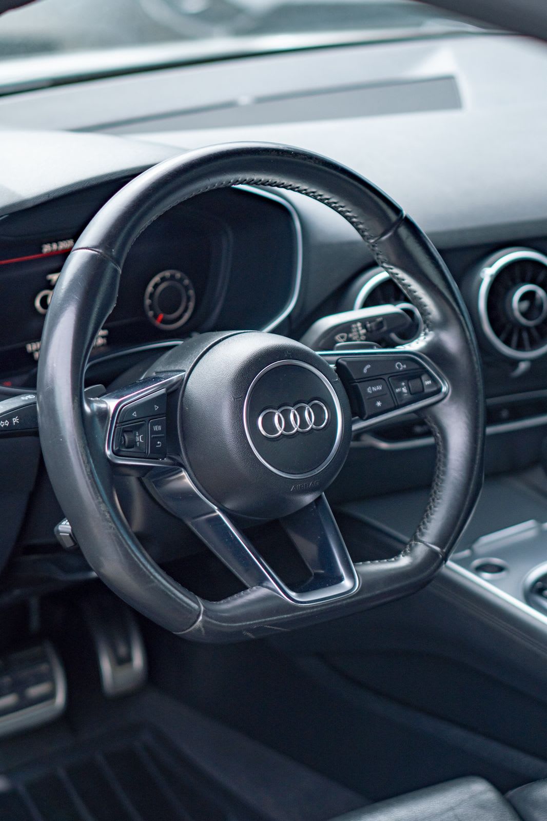2016 Audi Tt S-line Tfsi Negro - Miniatura 10