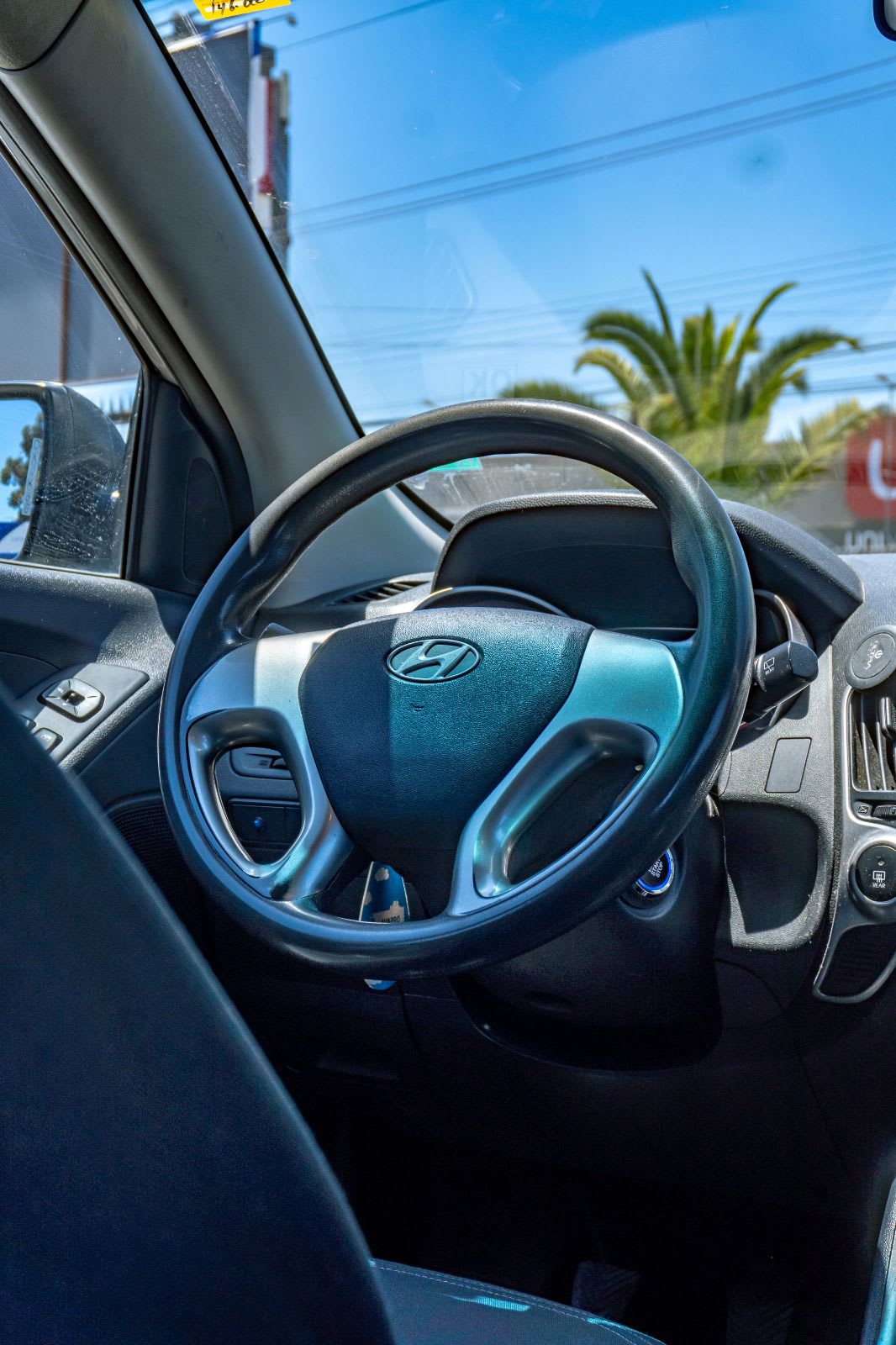 2022 Hyundai Tucson Gris - Miniatura 7