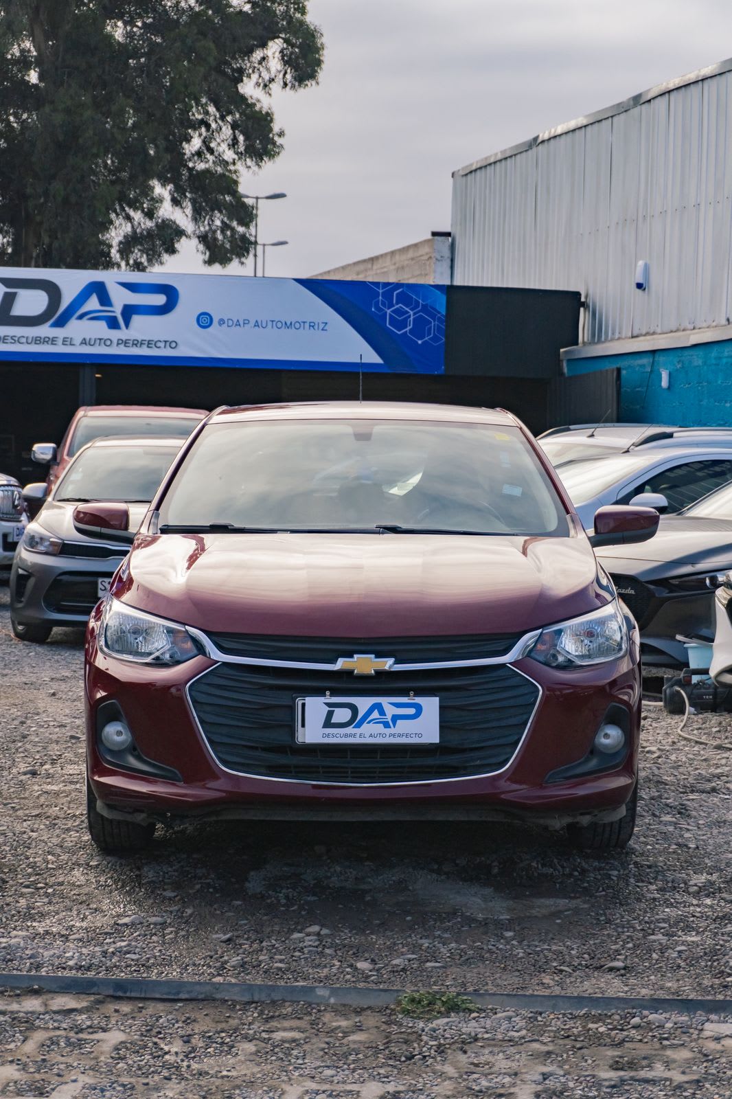 2022 Chevrolet Ónix Lt 1.0 Rojo - Miniatura 2