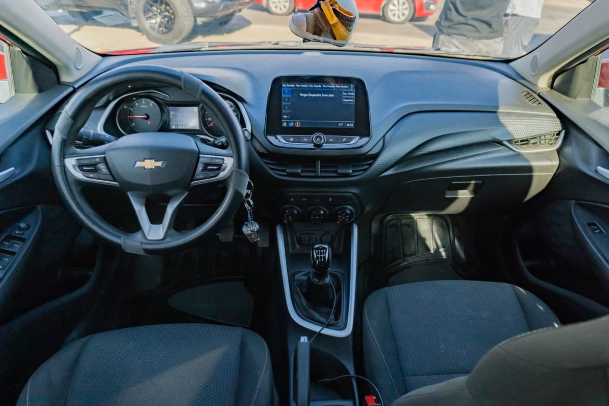 2022 Chevrolet Ónix Lt 1.0 Rojo - Miniatura 5