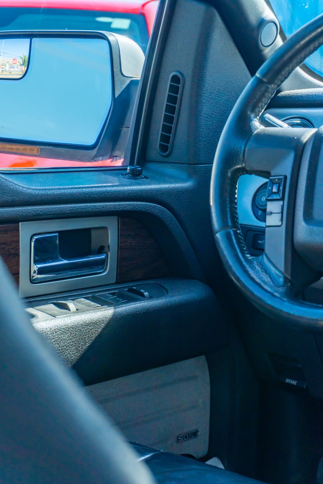 2014 Ford F-150 Lariat V8 Coyote Blanca - Miniatura 8