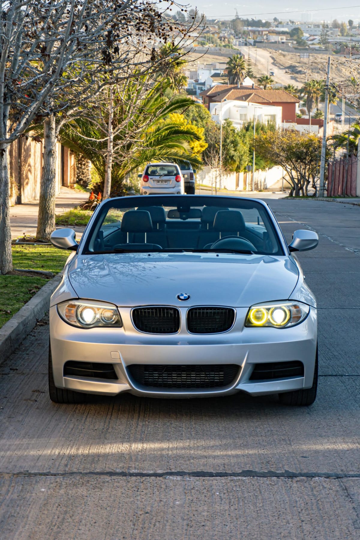2013 BMW 135i Coupe Turbo 3.0 Gris - Miniatura 3