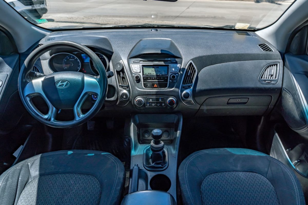 2012 Hyundai Tucson Gris - Miniatura 4