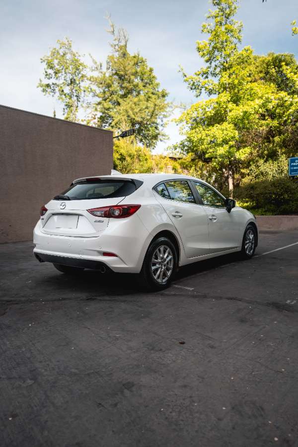 2020 Mazda 5 V 2.0 AUT Blanco - Miniatura 5