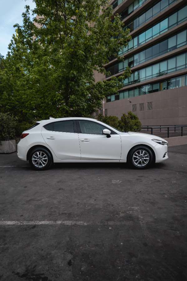 2020 Mazda 5 V 2.0 AUT Blanco - Miniatura 7