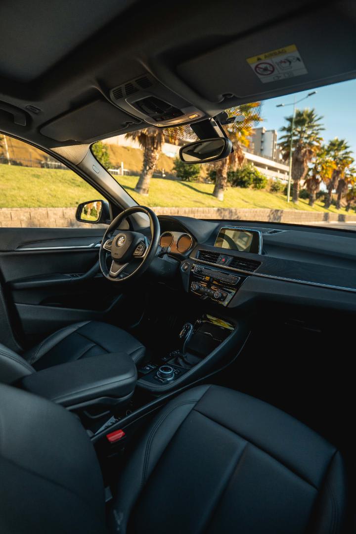2019 BMW X1 Blanco - Miniatura 5