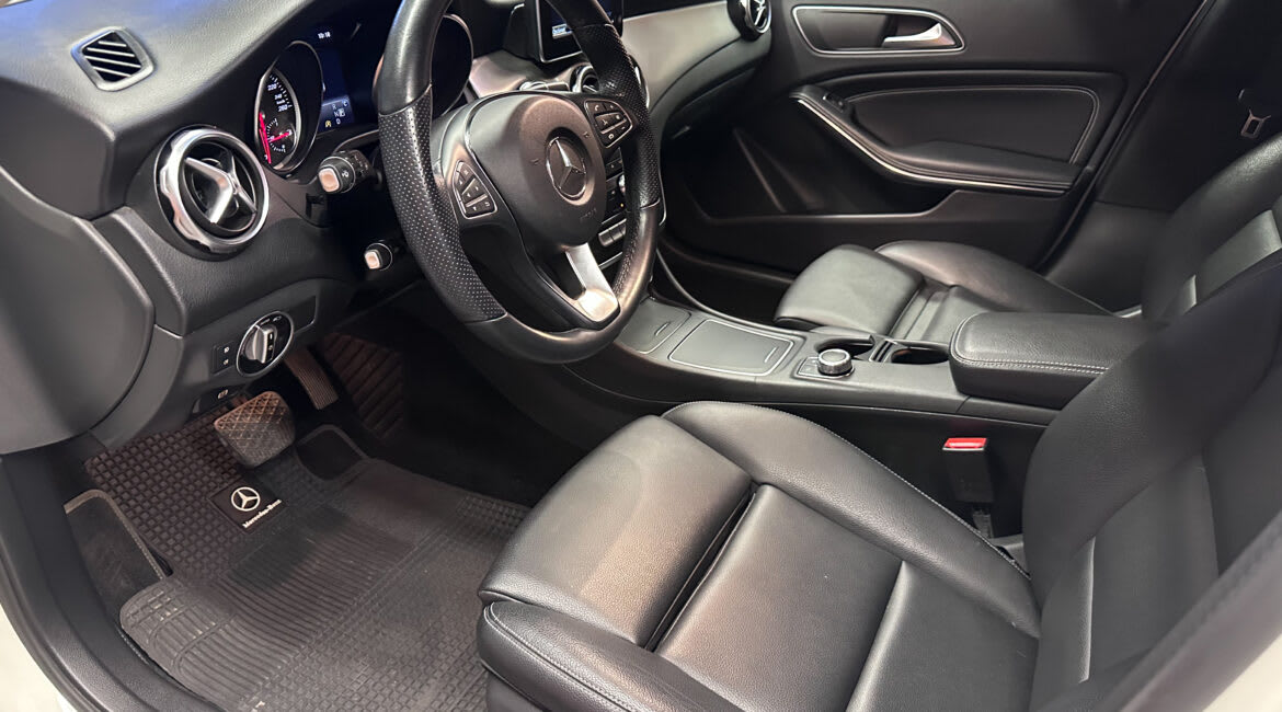 2021 MERCEDES BENZ GLA200 Blanco - Miniatura 8