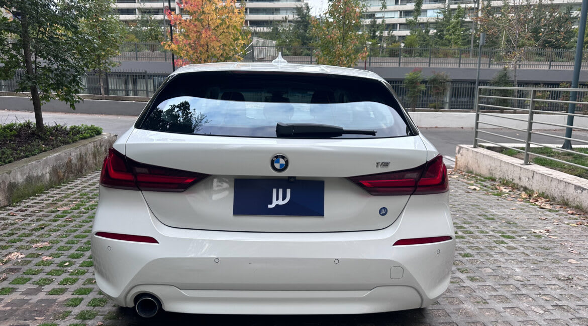2020 BMW 118 Blanco - Miniatura 5