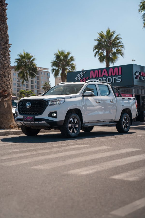 2022 Changan Hunter Blanco - Miniatura 2