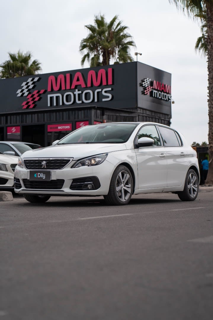 2019 Peugeot 308 Blanco - Miniatura 9
