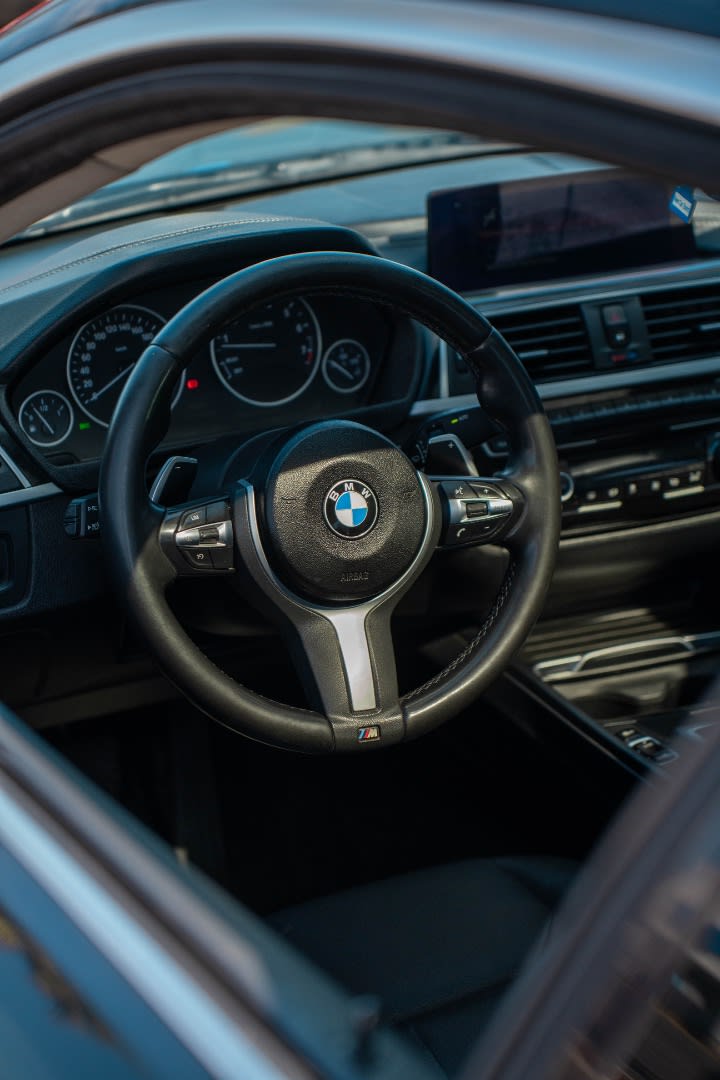 2019 BMW 420I GRAN COUPE Azul primavera metalizado negro - Miniatura 10