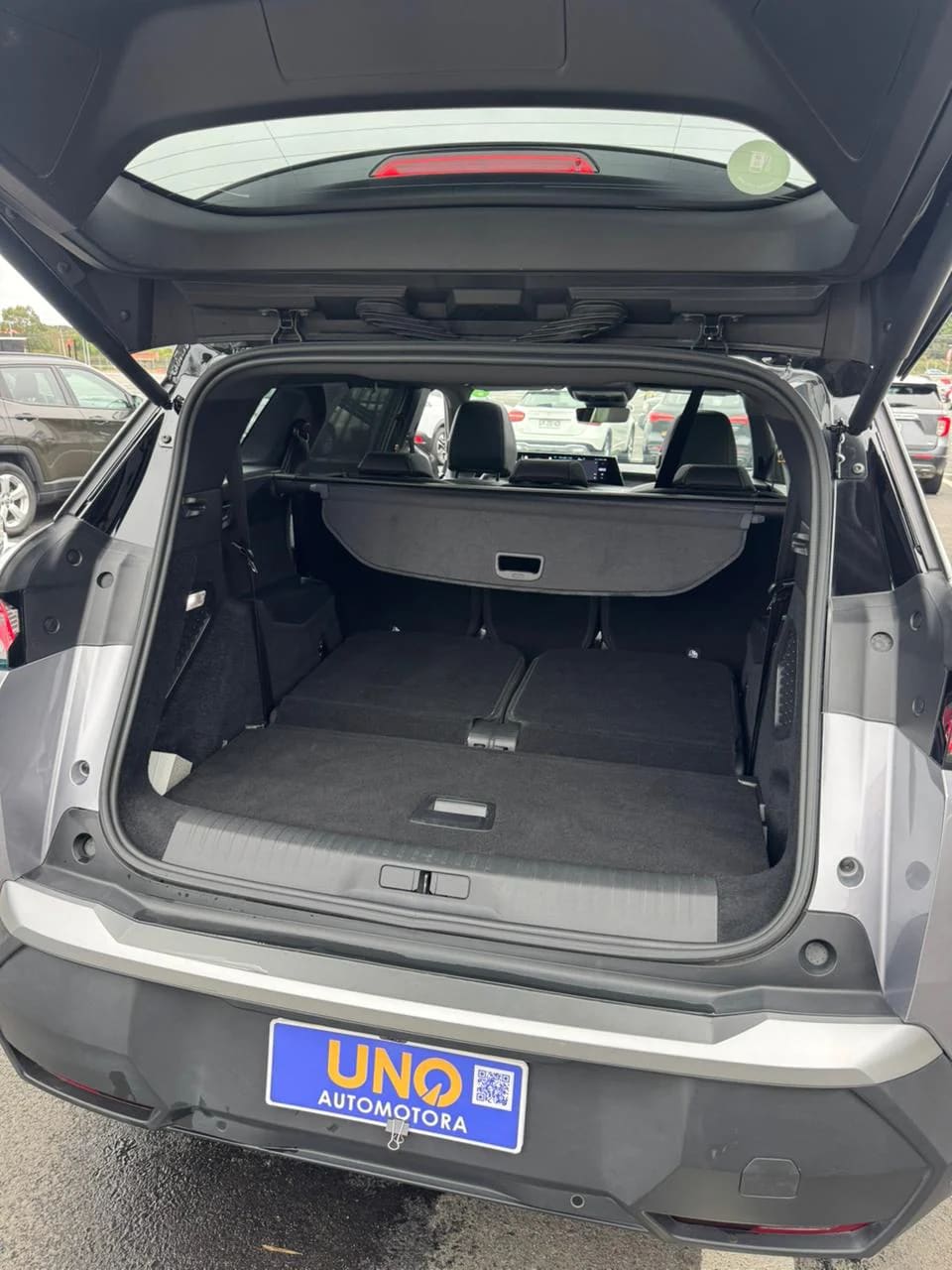2026 Peugeot Sin modelo 5008 - Miniatura 8