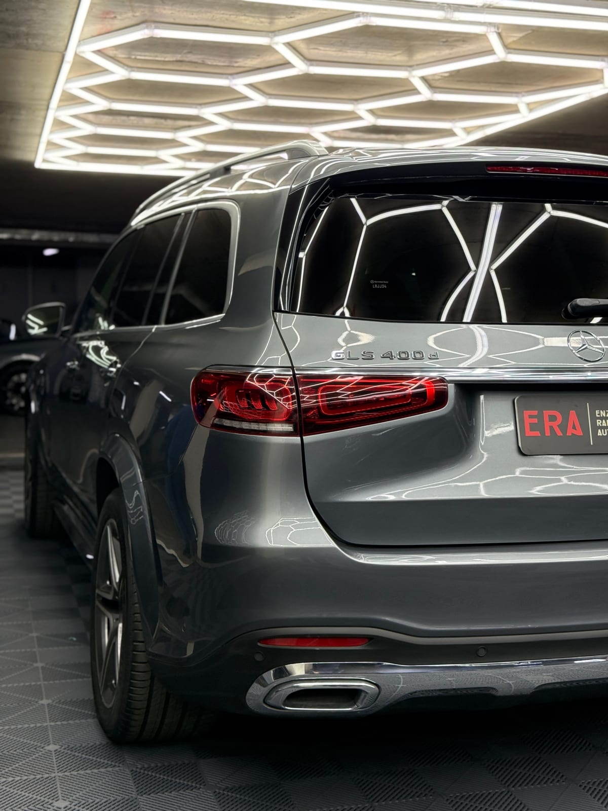 2021 Mercedes-benz Gls 400 Gris - Miniatura 6