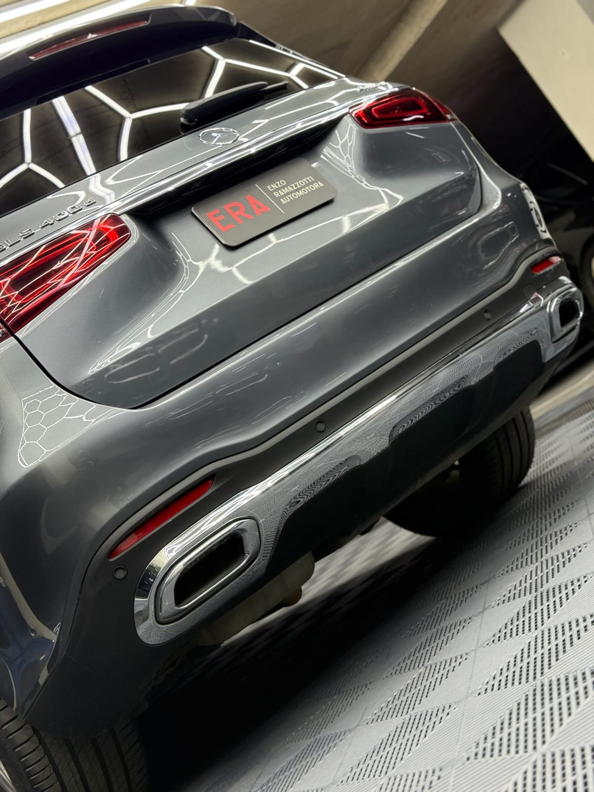 2021 Mercedes-benz Gls 400 Gris - Miniatura 8