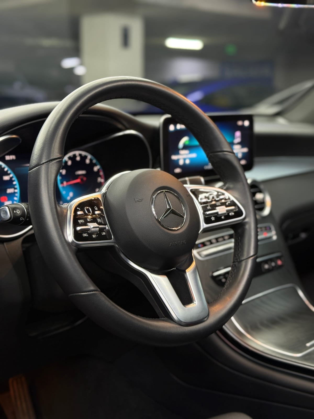 2024 Mercedes-benz Glc 200 Gris - Miniatura 5