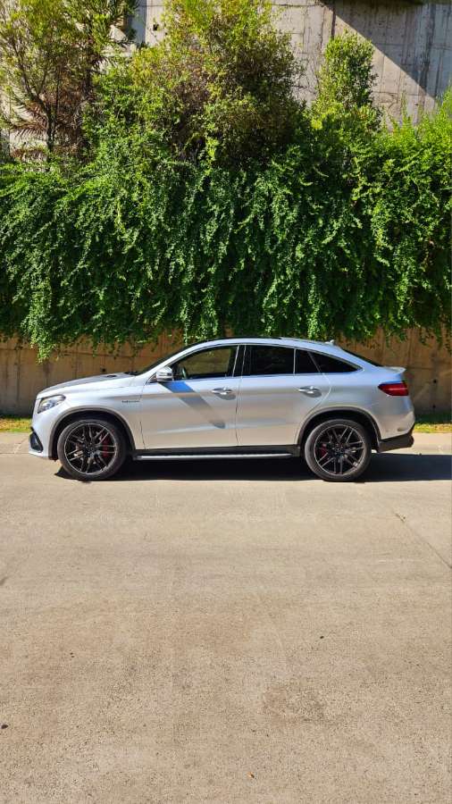 2018 Mercedes-Benz GLE 63 AMG GLE GRIS - Miniatura 9