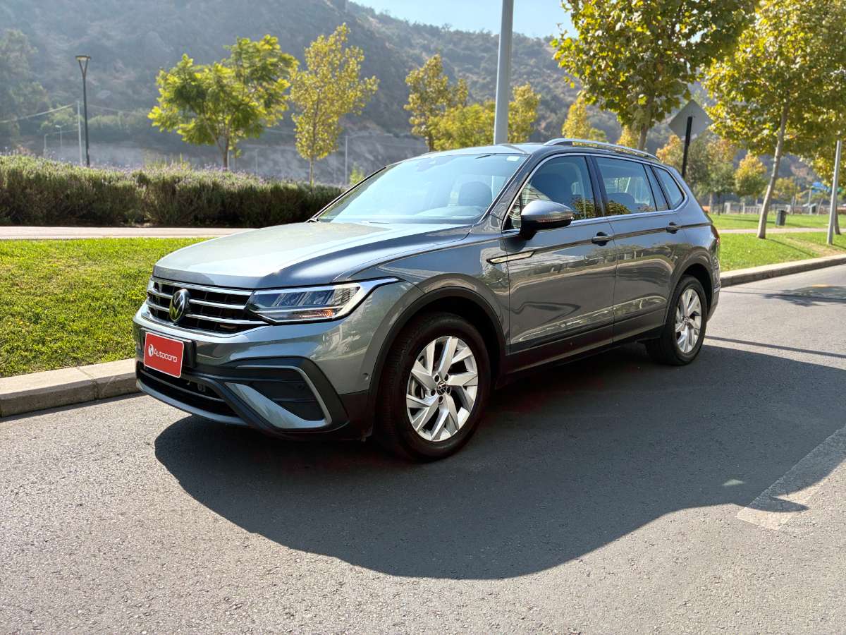 2025 Volkswagen TIGUAN TSI COMFORTLINE TIGUAN GRIS - Miniatura 4