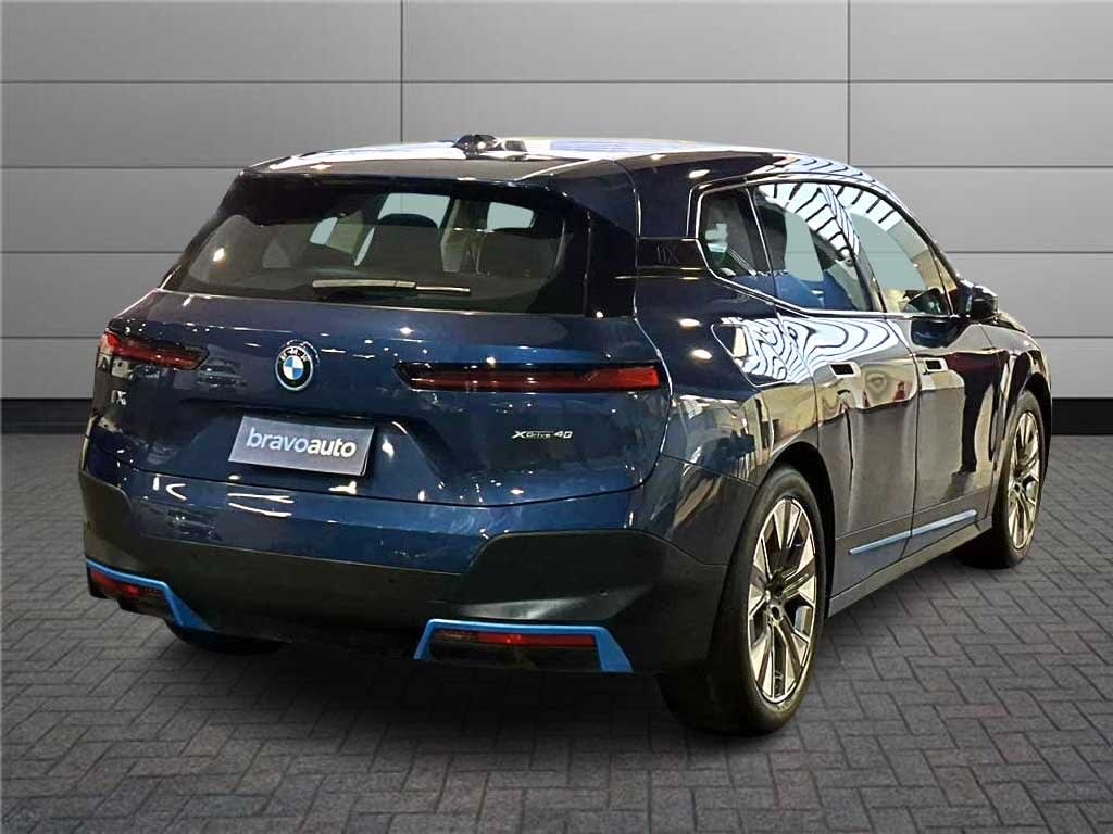 2023 BMW IX 0.0 Azul - Miniatura 4