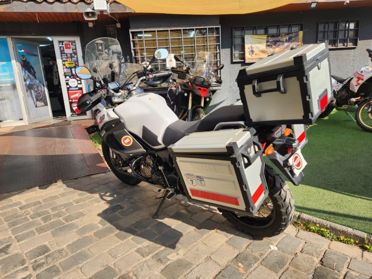 2012 Yamaha Super Tenere Tenere - Miniatura 7