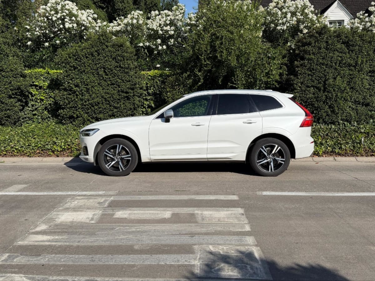 2019 Volvo Xc60 T6 R Blanco - Miniatura 2