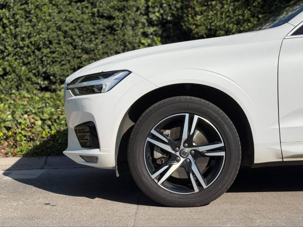 2019 Volvo Xc60 T6 R Blanco - Miniatura 4