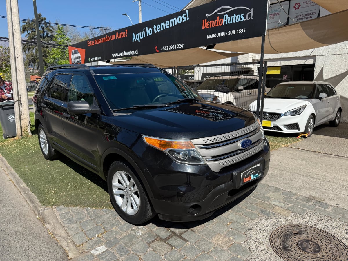 2014 Ford Explorer Ecoboost 2.0 - Miniatura 3