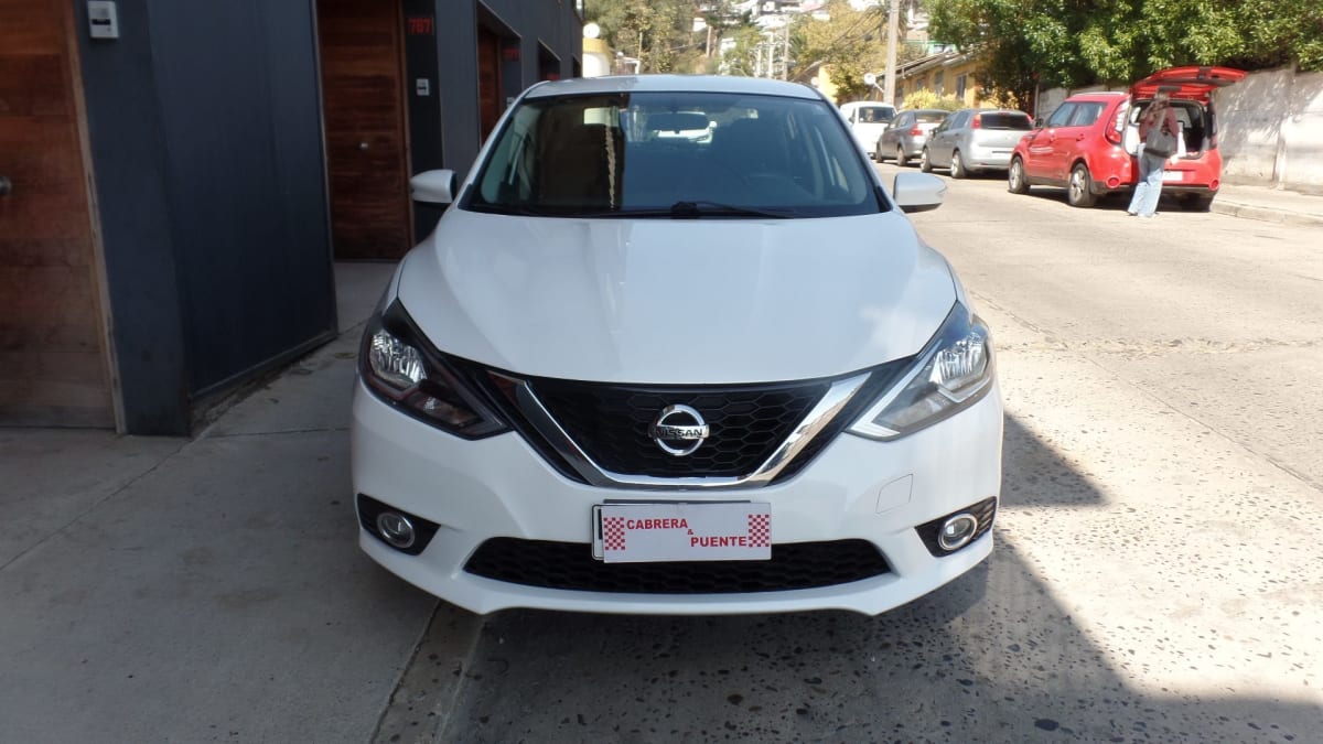 2018 Nissan Sentra Advance Aut Sentra Blanco - Miniatura 9