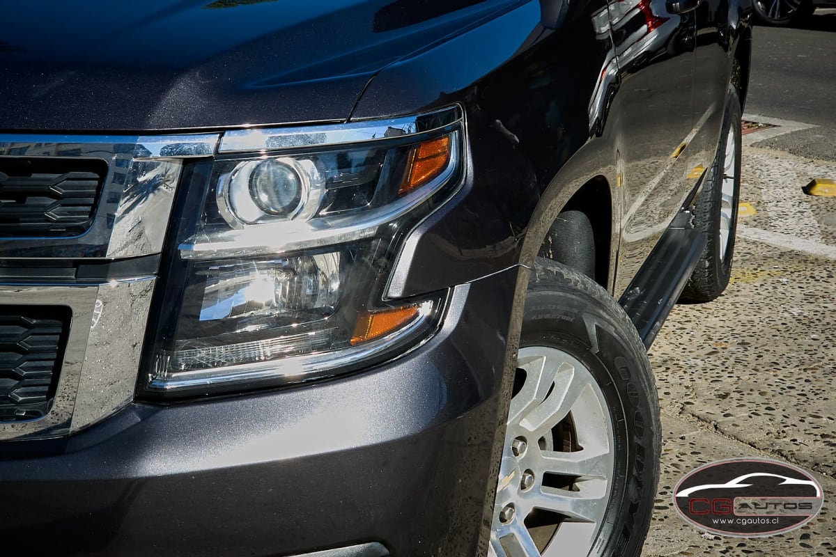2019 Chevrolet Tahoe Tahoe 4x4 Gris - Miniatura 7
