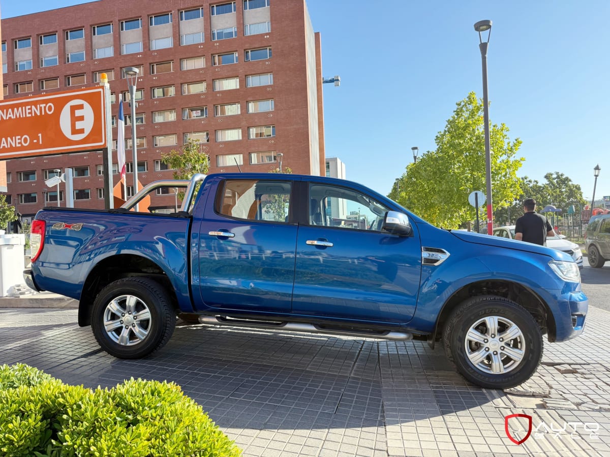 2023 Ford Ranger Xlt Ranger Azul - Miniatura 3
