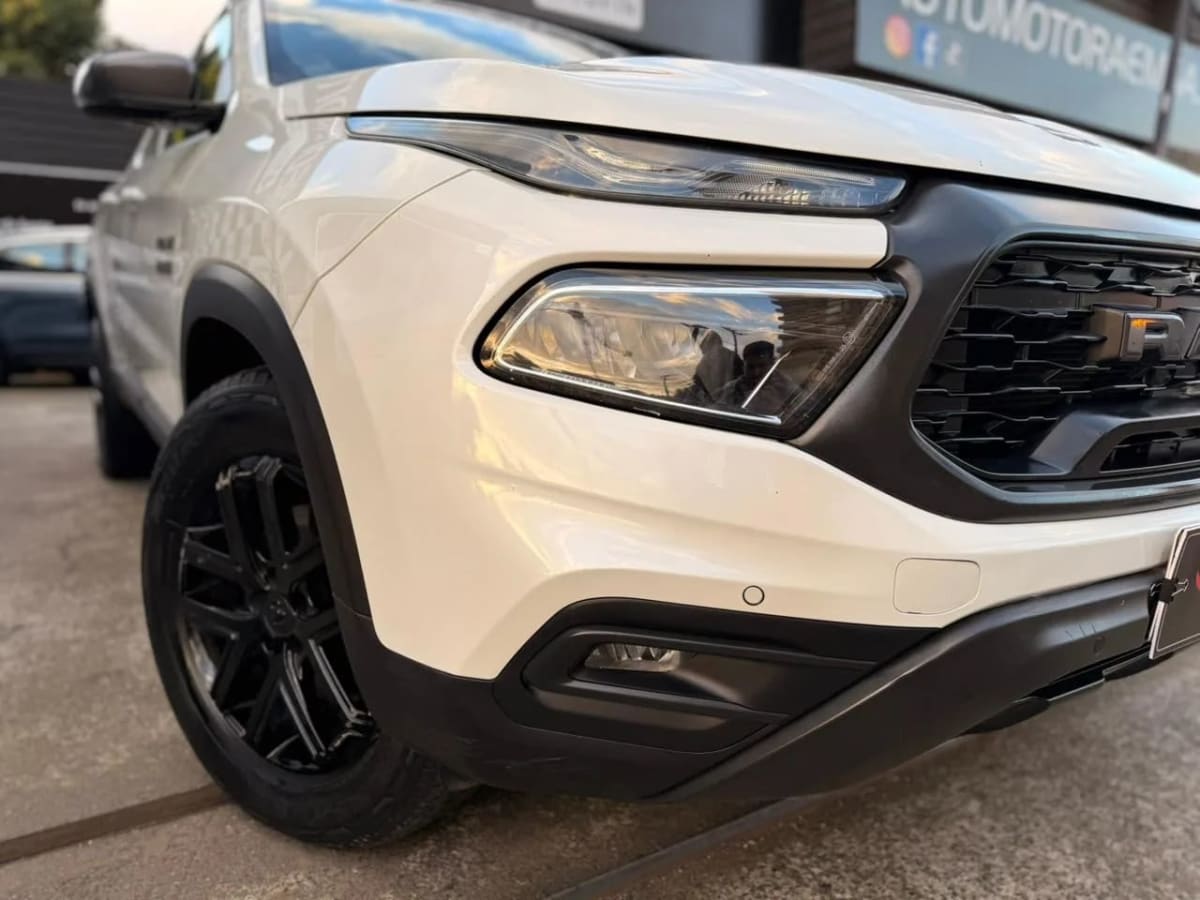 2022 Ram 1000 Rebel Camioneta Blanco Oxford - Miniatura 9