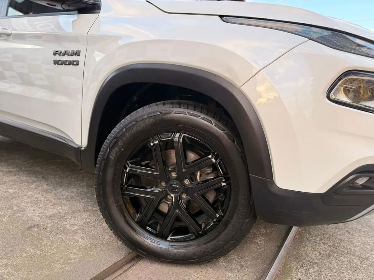 2022 Ram 1000 Rebel Camioneta Blanco Oxford - Miniatura 10