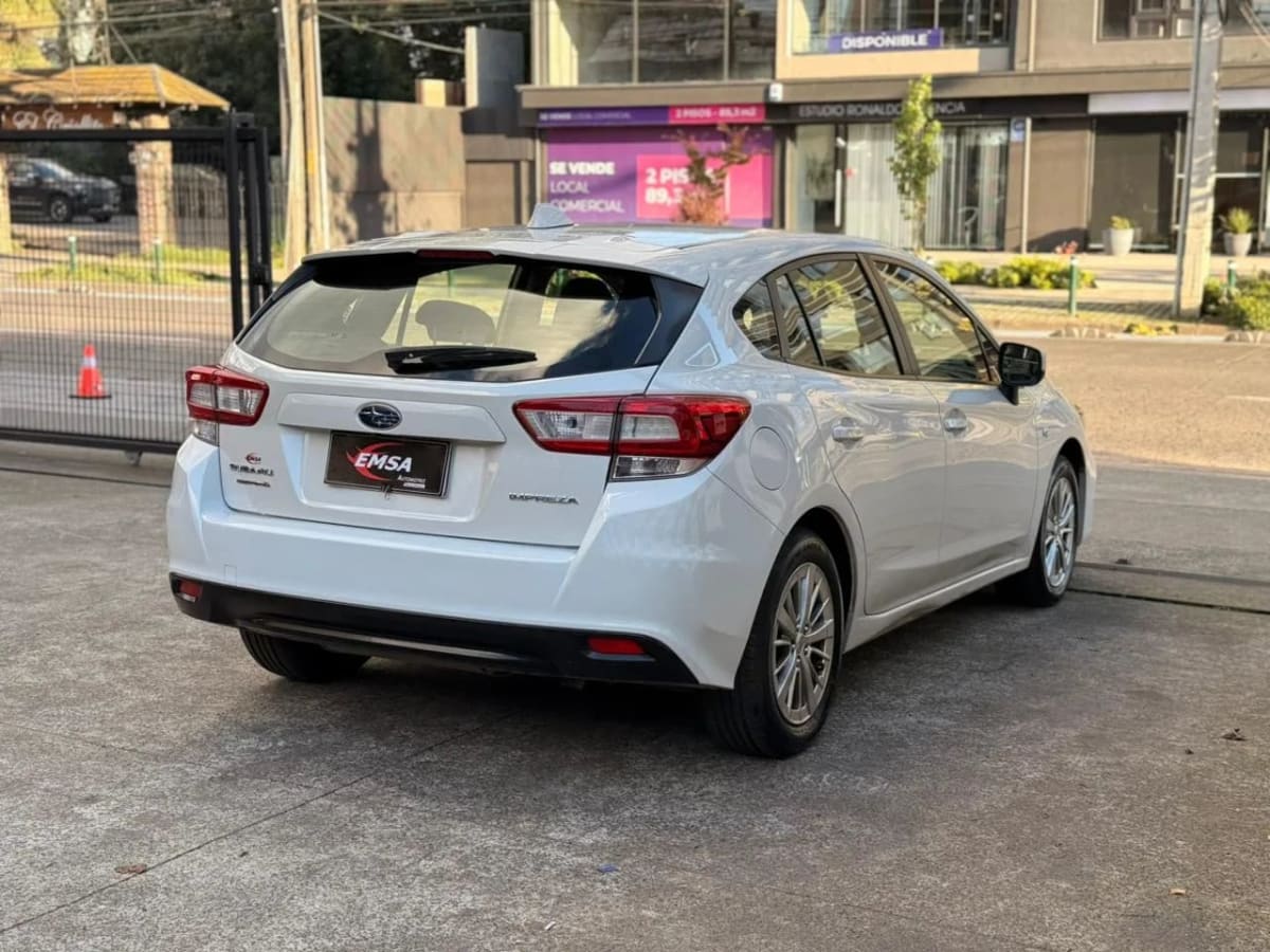 2018 Subaru New Impreza Hatchback Blanco Perla - Miniatura 4