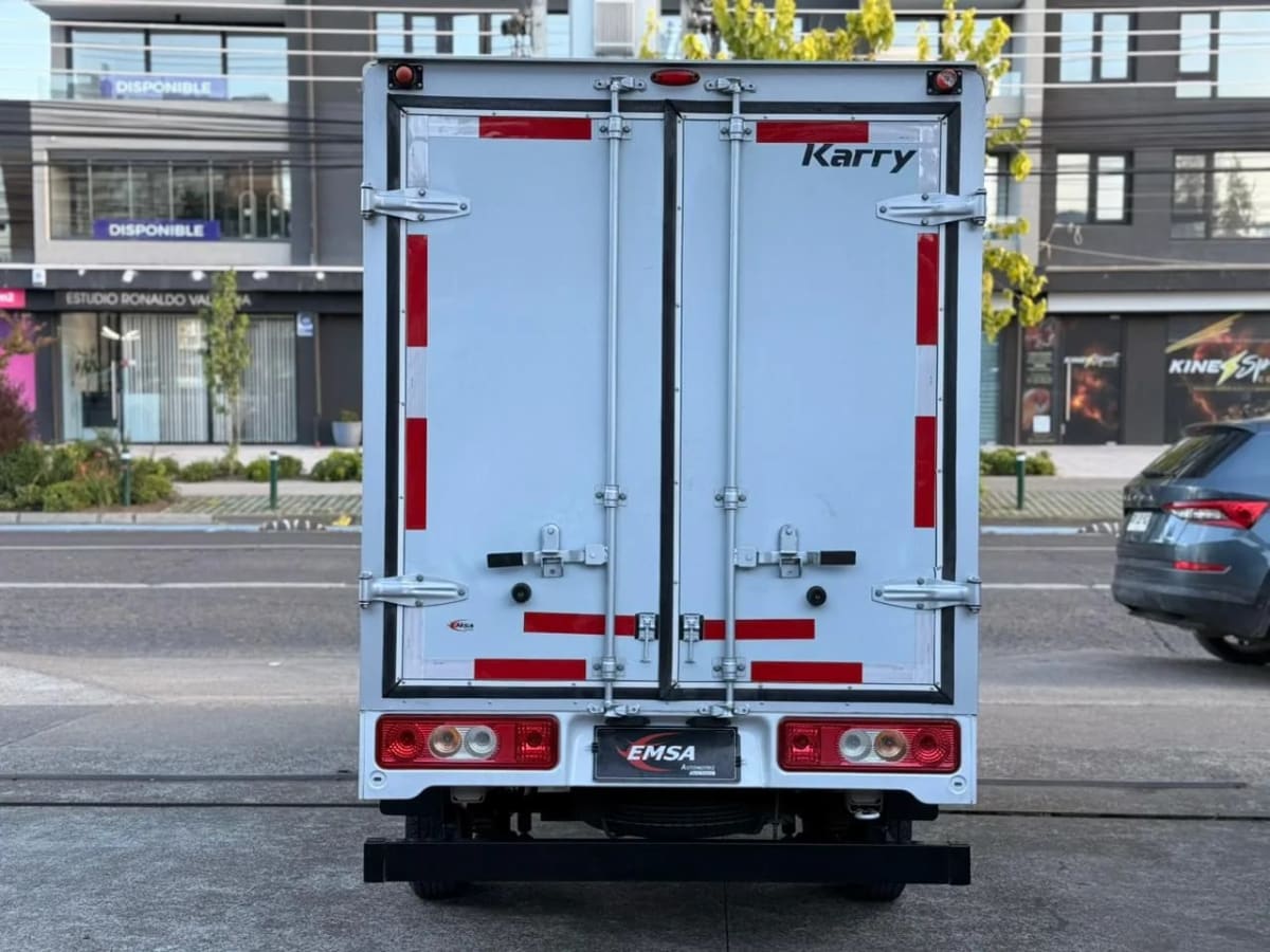 2023 Karry Q22 Furgon Blanco - Miniatura 7